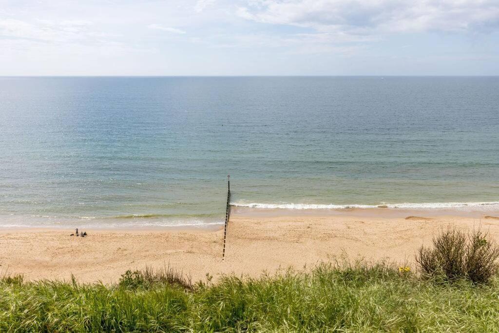 Apartment 2 Bed Seaside With Parking Bournemouth